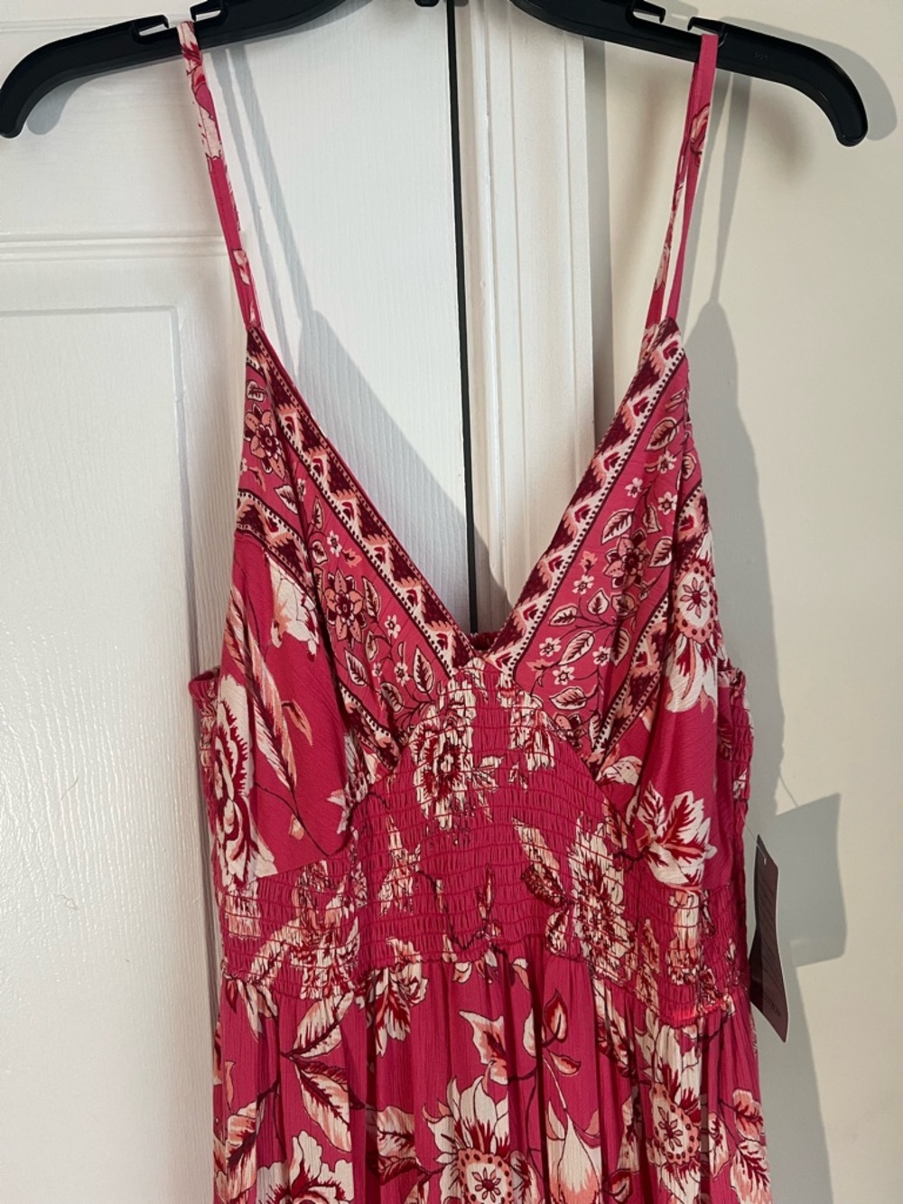 NWT Angie Pink & Red Floral Boho Beachy Sleeveless Crochet Maxi Dress Large - Picture 4 of 8